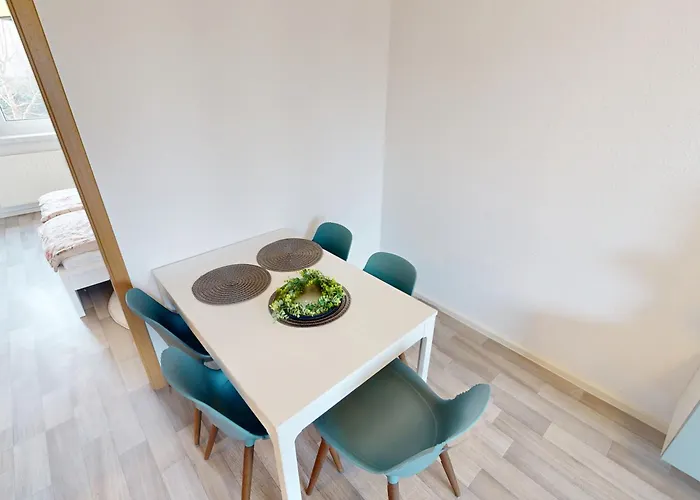 Moderner Plattenbaucharme Mit Wlan *